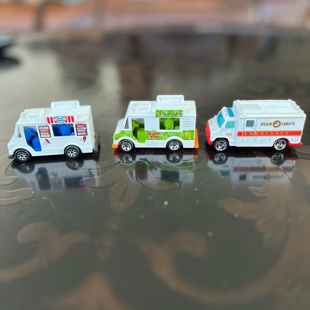 Hot Wheels Community Trucks